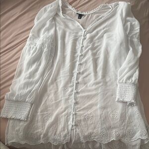 Torrid White Smocked 3/4 Sleeve Blouse